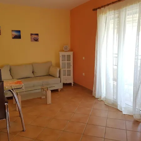 Beachfront 2 * Glifada